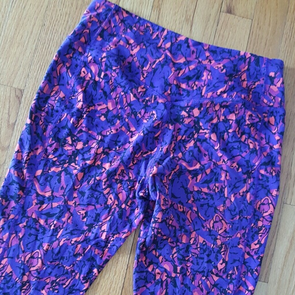 Like new Nike leggings! - Picture 3 of 4